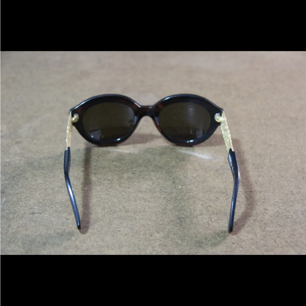 Versace Sunglasses - Picture 3 of 7